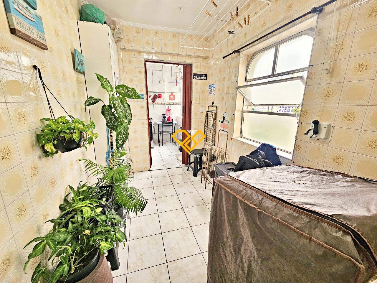 Apartamento para aluguel no Ponta da Praia: Área de serviço