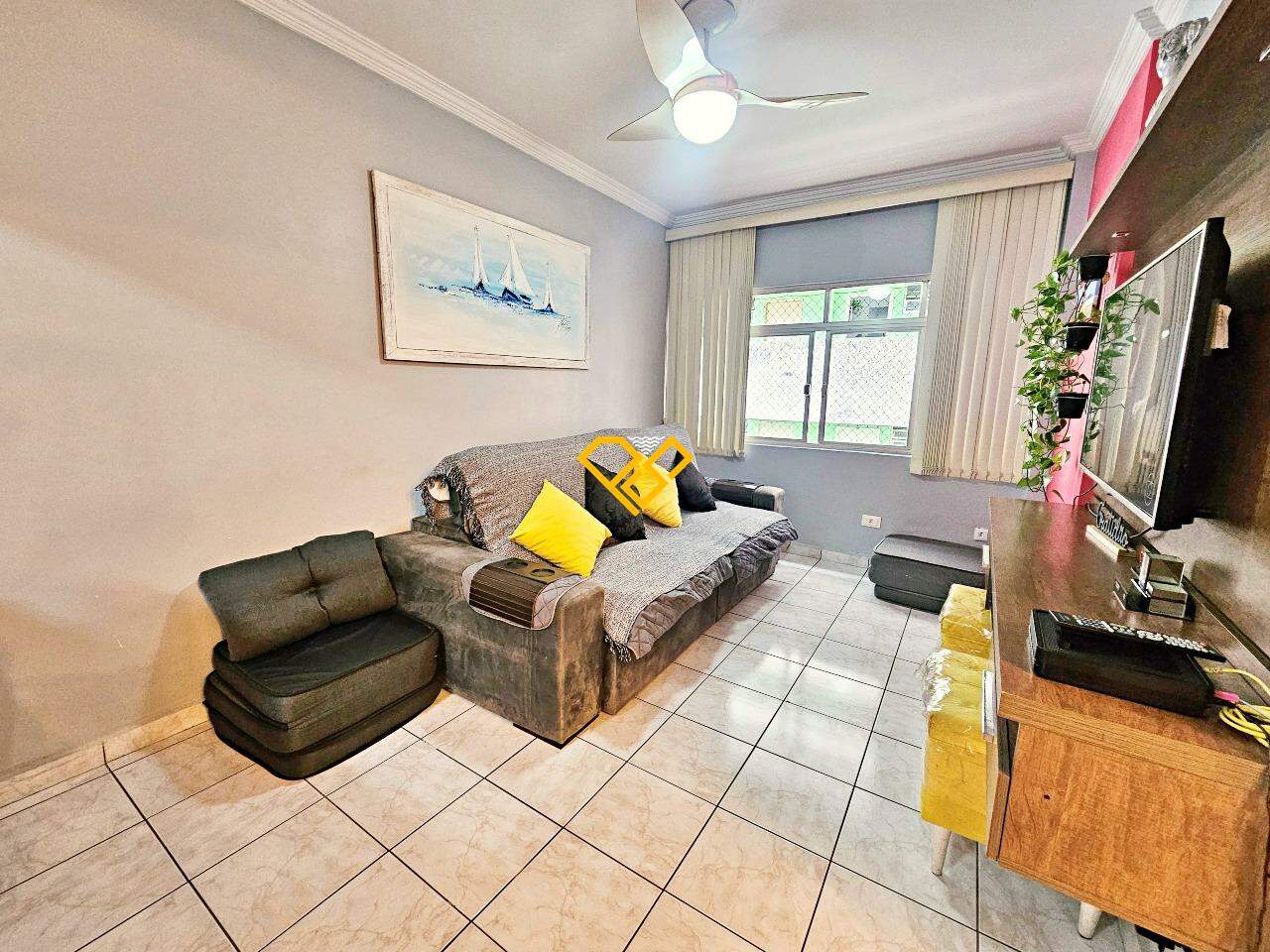 Apartamento para aluguel no Ponta da Praia: Sala