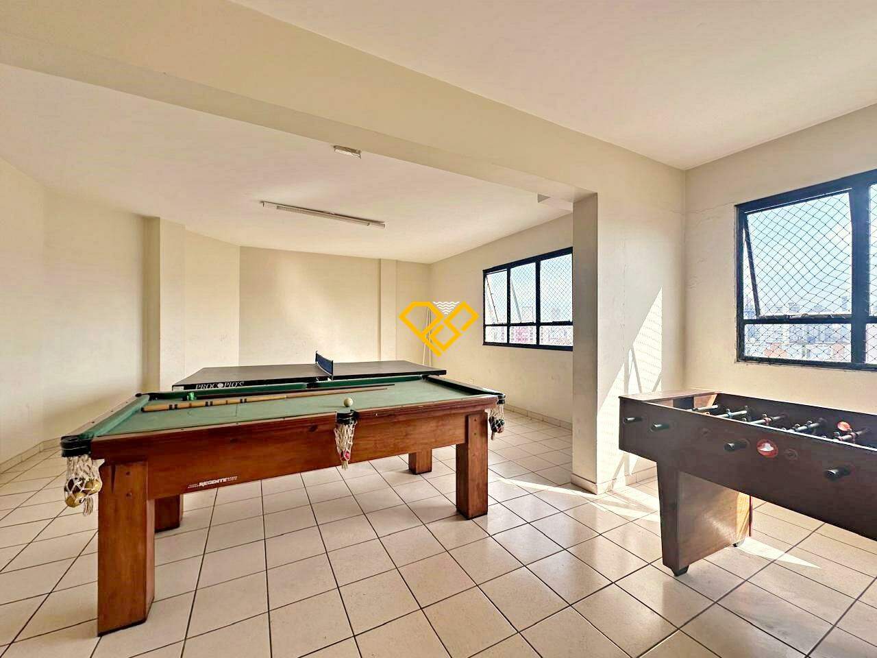 Apartamento à venda no Embaré: Lazer - salão de jogos