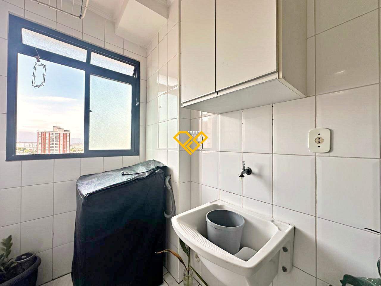 Apartamento à venda no Embaré: Área de serviço
