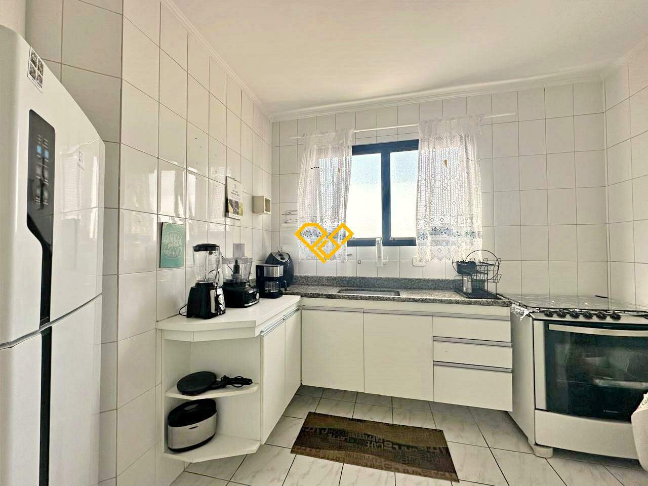 Apartamento à venda no Embaré: Cozinha