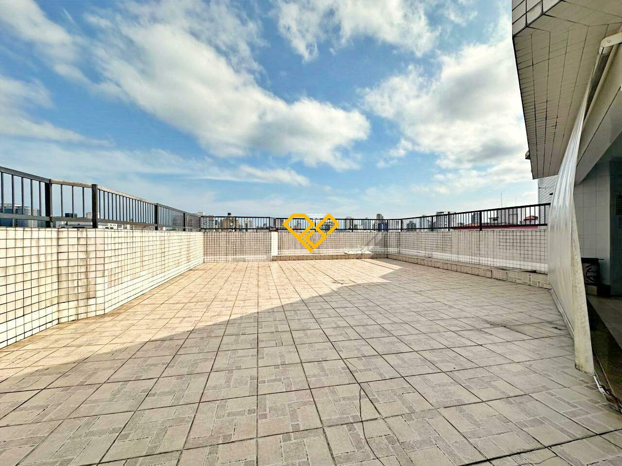 Apartamento à venda no Embaré: Lazer - salão de festas