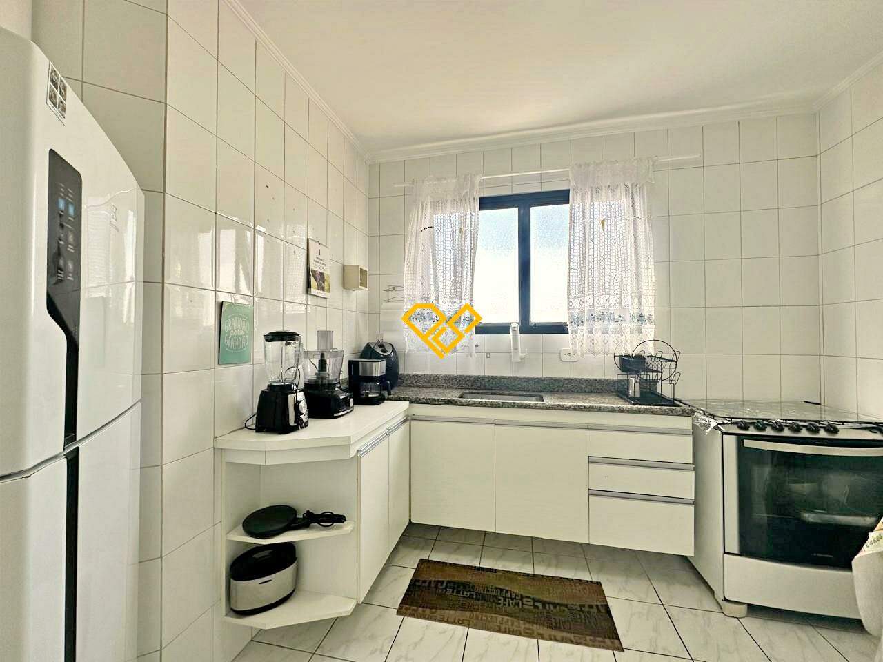 Apartamento à venda no Embaré: Cozinha