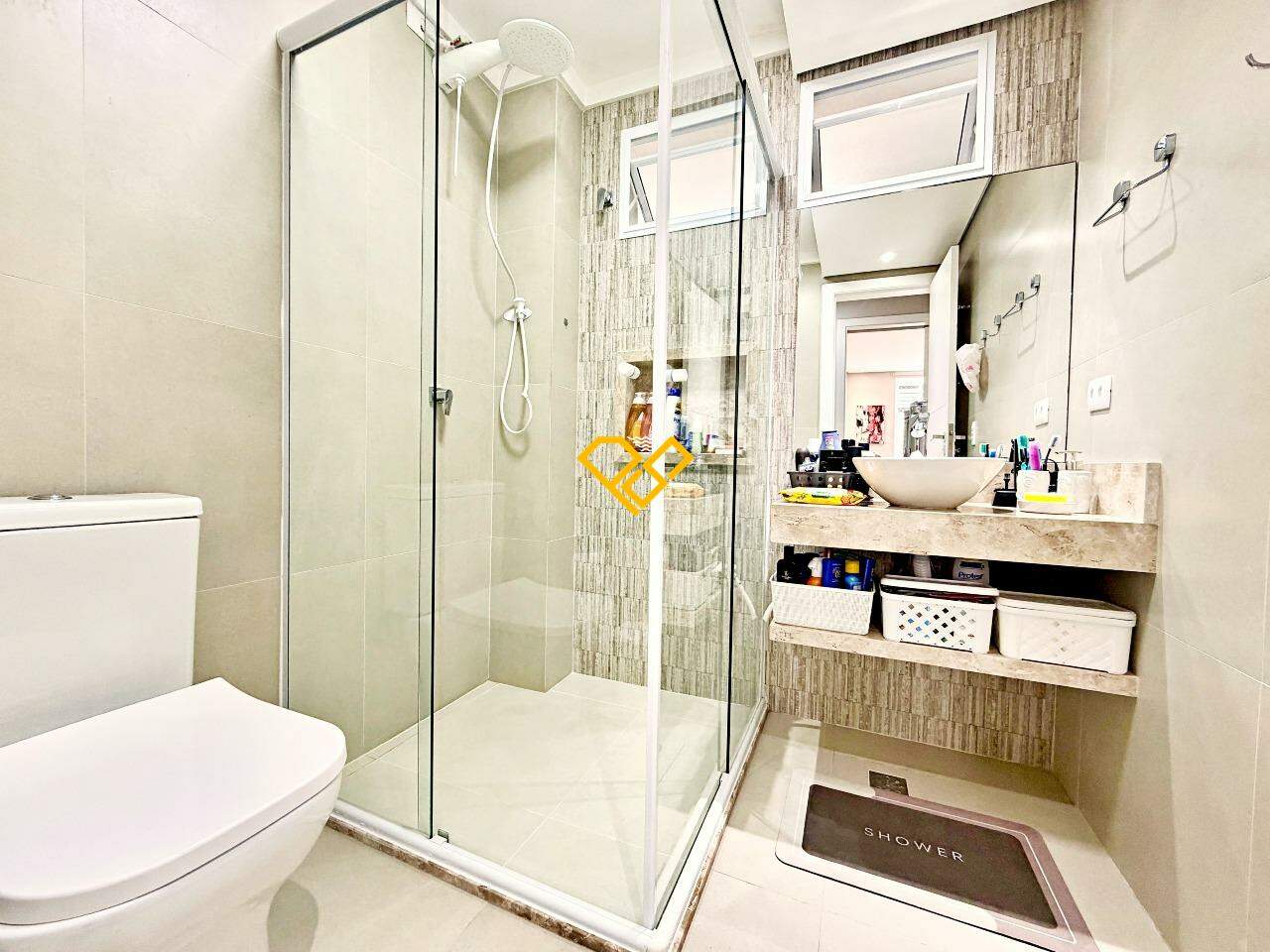 Apartamento à venda no Pompéia: Wc social