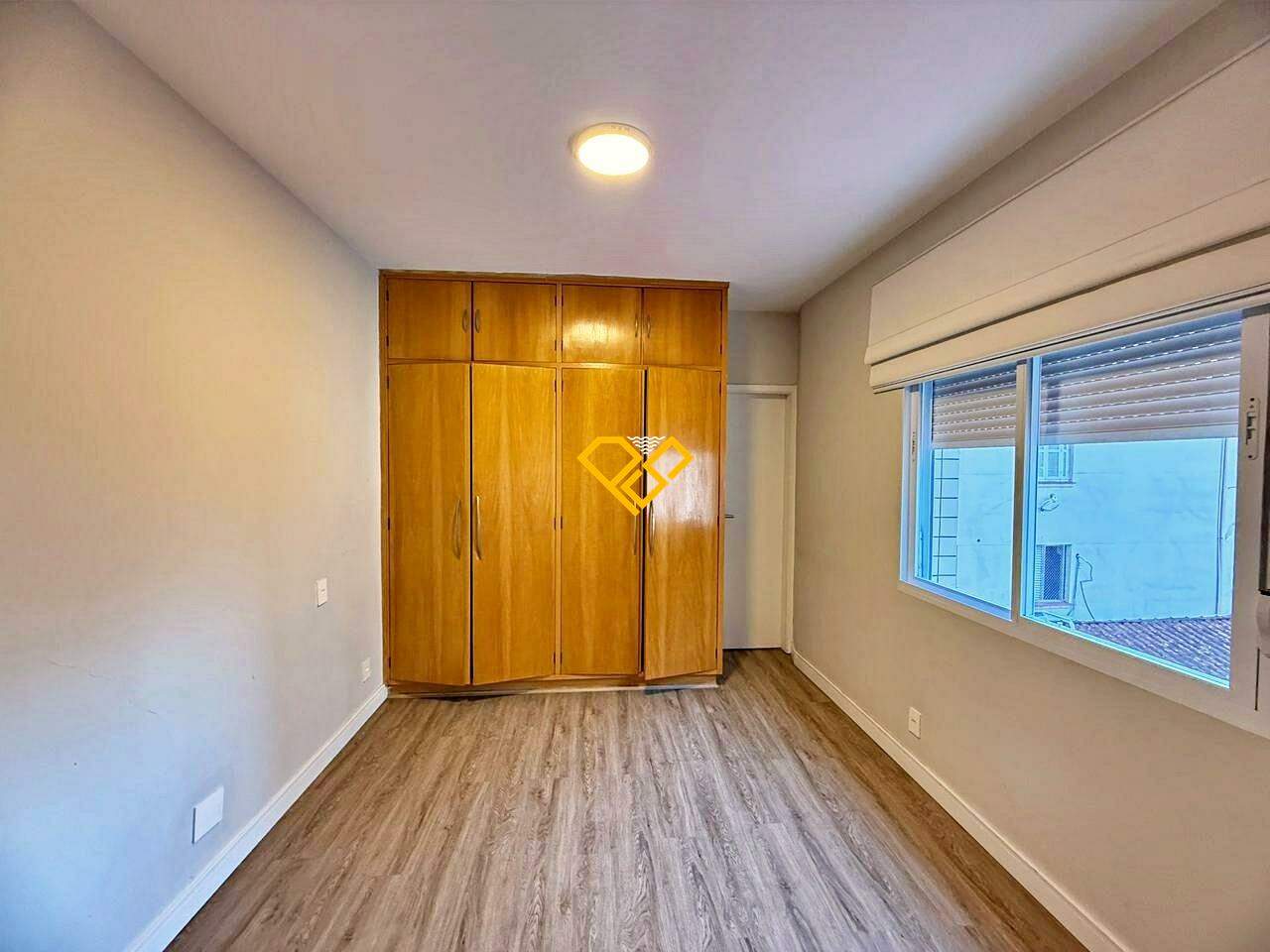 Apartamento à venda no Embaré: Dormitório 2 - suíte