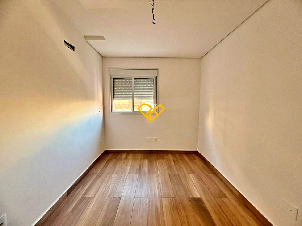 Apartamento à venda no Aparecida: Suíte 2