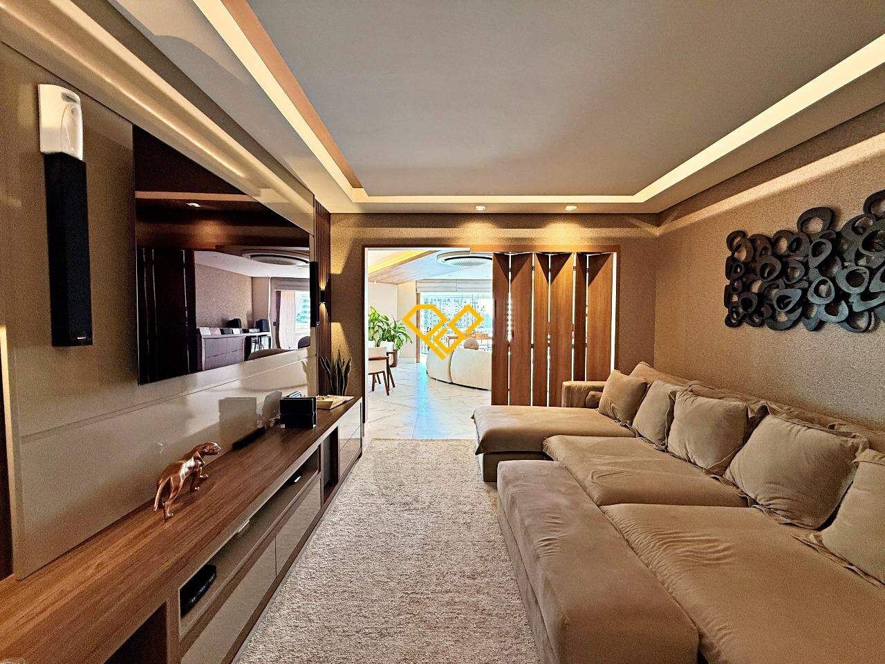 Apartamento à venda no Ponta da Praia: Sala