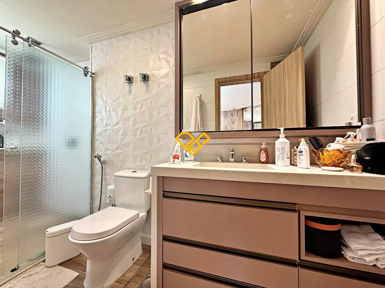 Apartamento à venda no Ponta da Praia: Wc suíte 1