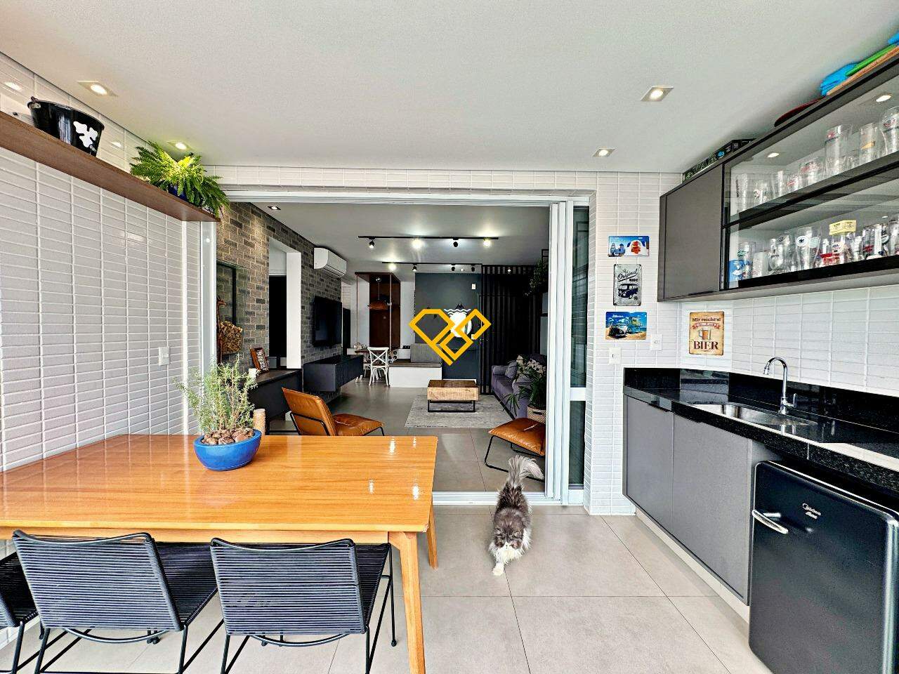 Apartamento à venda no Pompéia: Varanda