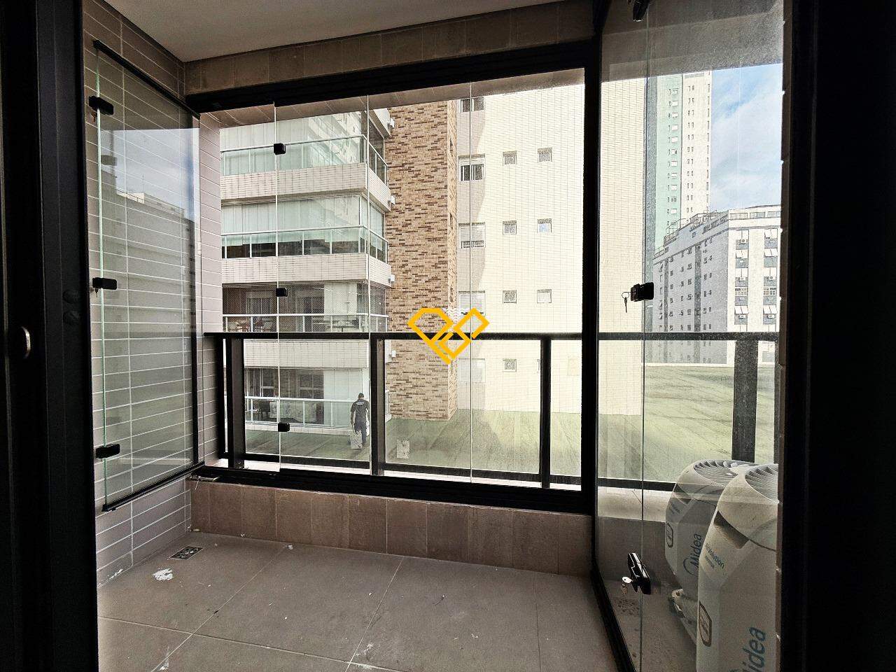 Apartamento à venda no Aparecida: varanda suíte