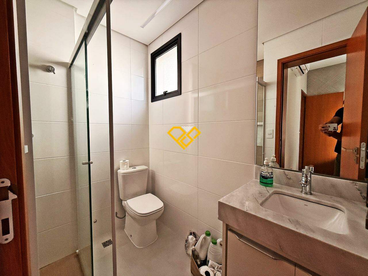 Apartamento à venda no Aparecida: wc suíte
