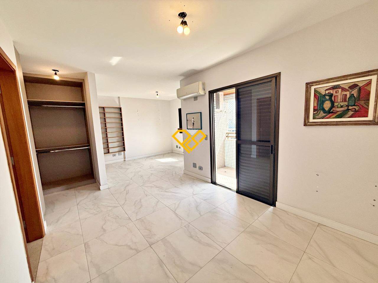 Apartamento à venda no Boqueirão: Dormitório 1 - suíte master