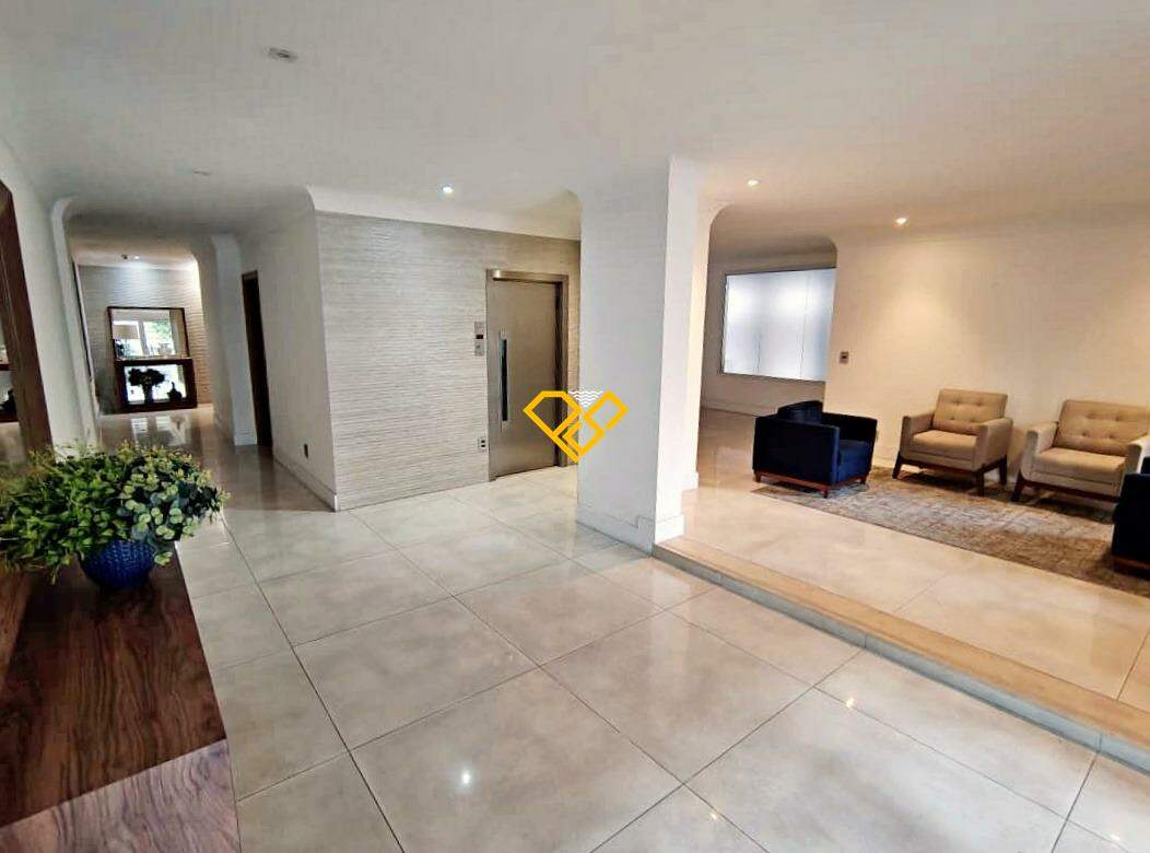 Apartamento à venda no Boqueirão: Hall social do condomínio