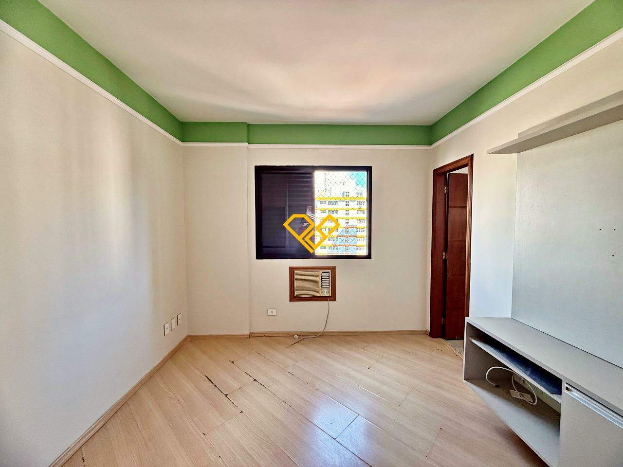 Apartamento à venda no Boqueirão: Dormitório 1 - suíte