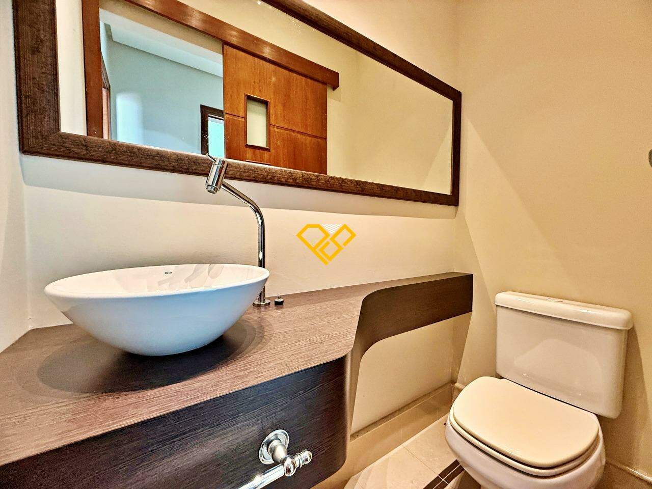 Apartamento à venda no Boqueirão: Lavabo