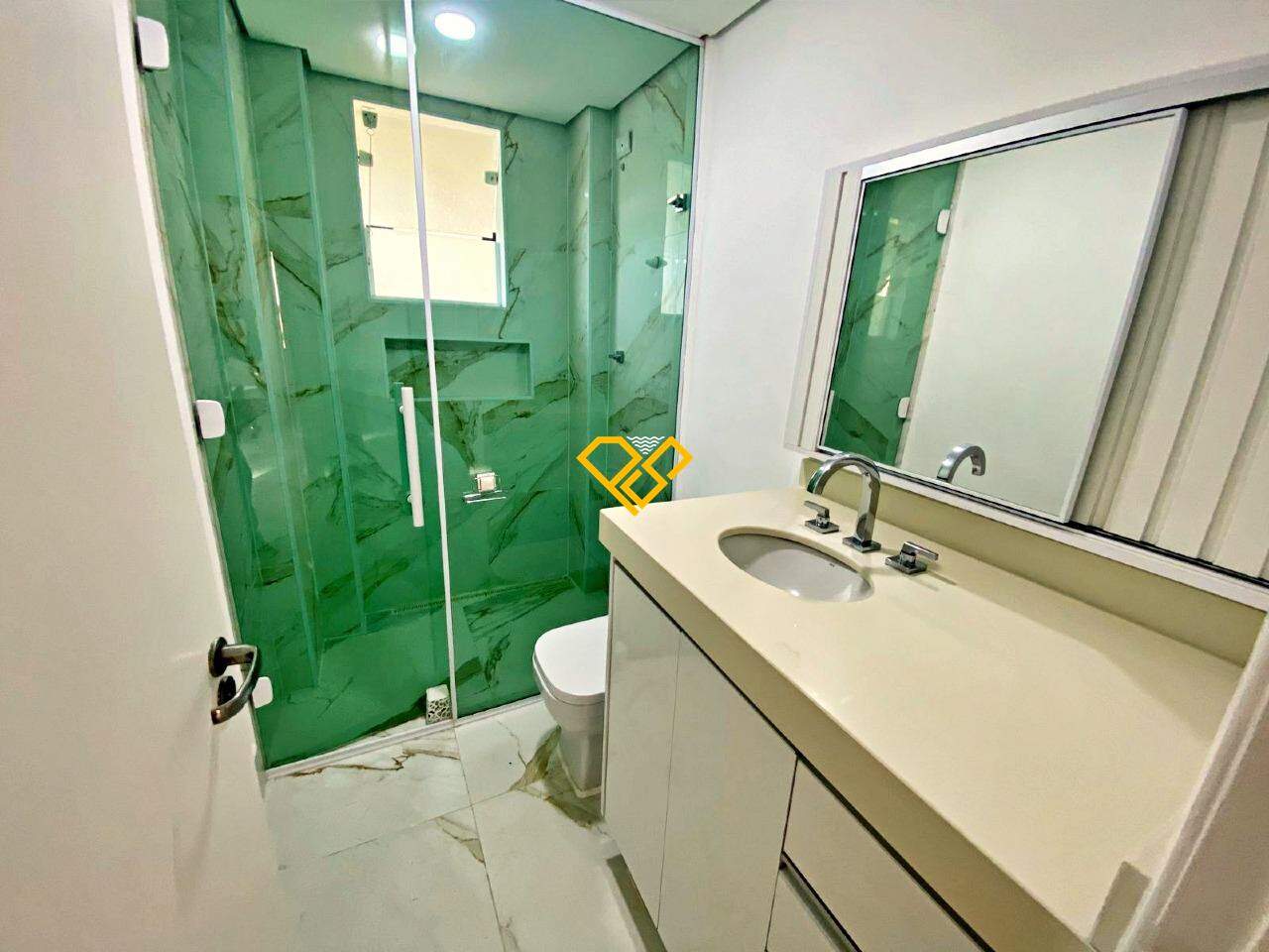 Apartamento à venda no Pompéia: Wc social