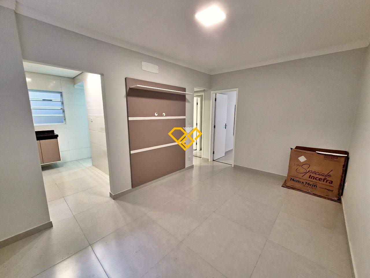 Apartamento à venda no Ponta da Praia: Sala