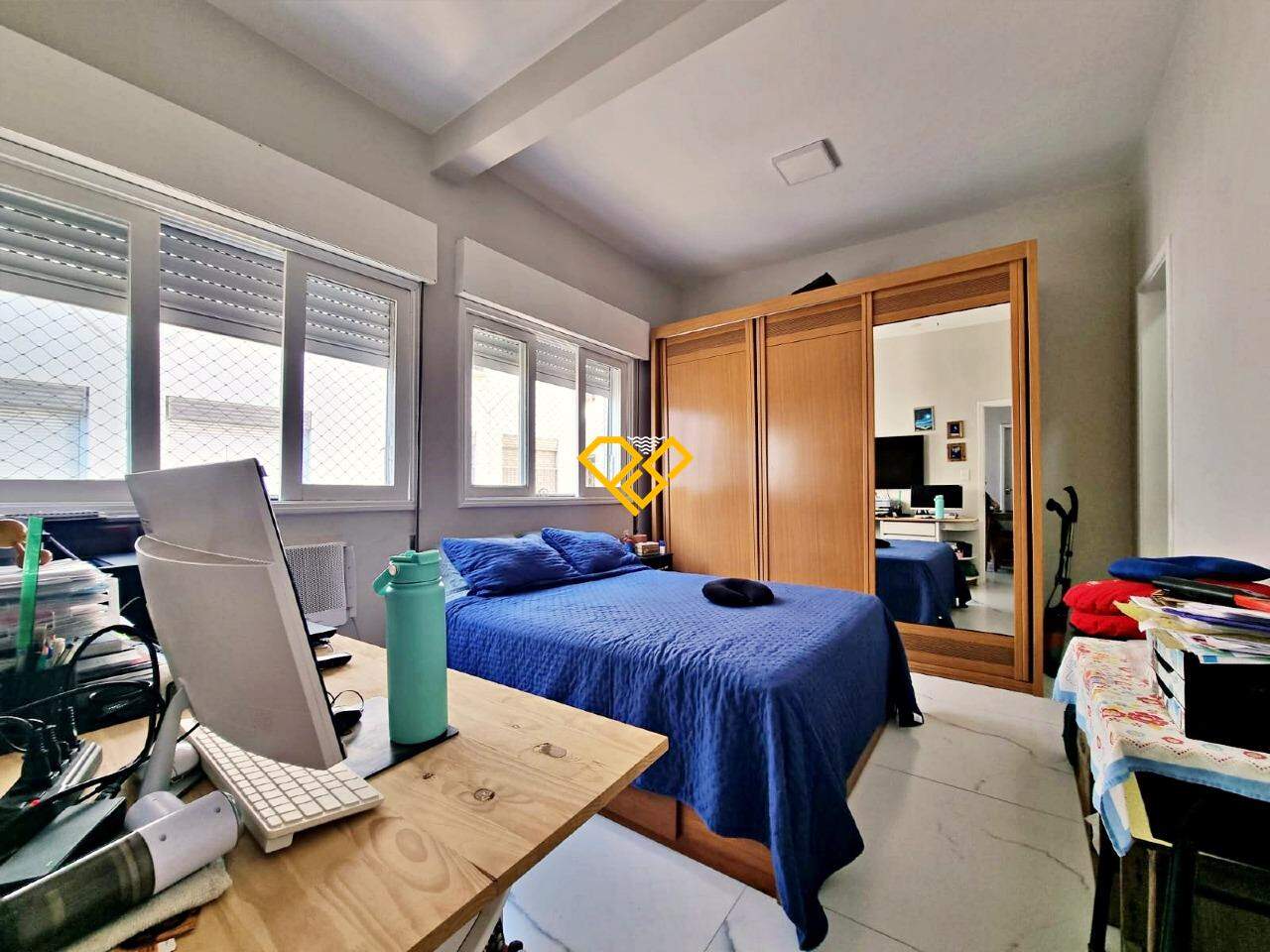 Apartamento à venda no Embaré: Dormitório 1 - suíte