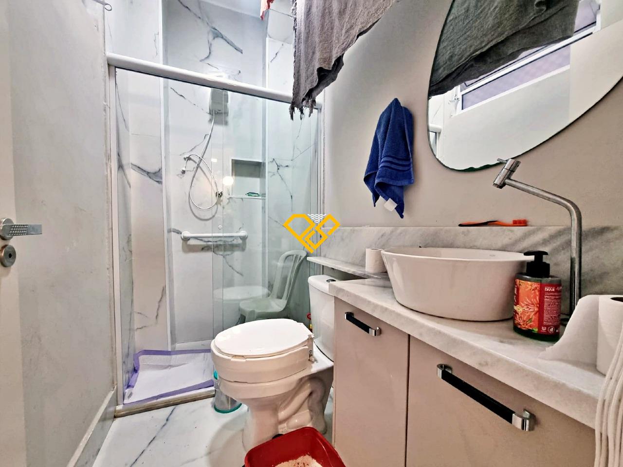 Apartamento à venda no Embaré: Wc social