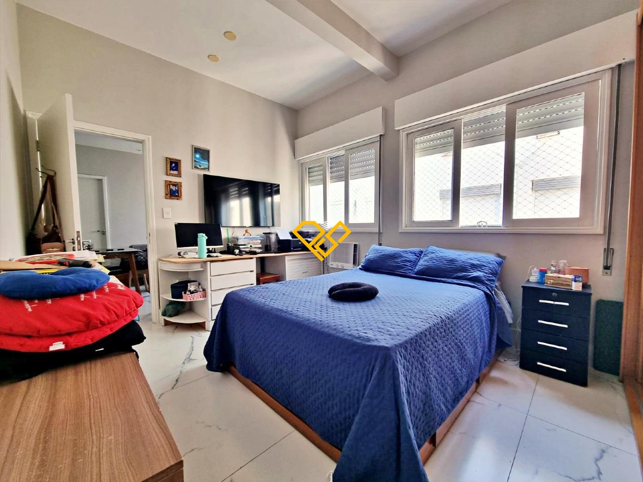Apartamento à venda no Embaré: Dormitório 1 - suíte