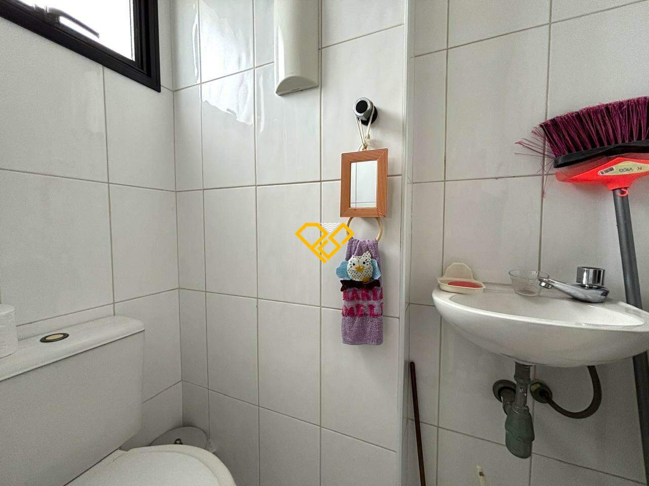 Apartamento à venda no Pompéia: Wc de serviço