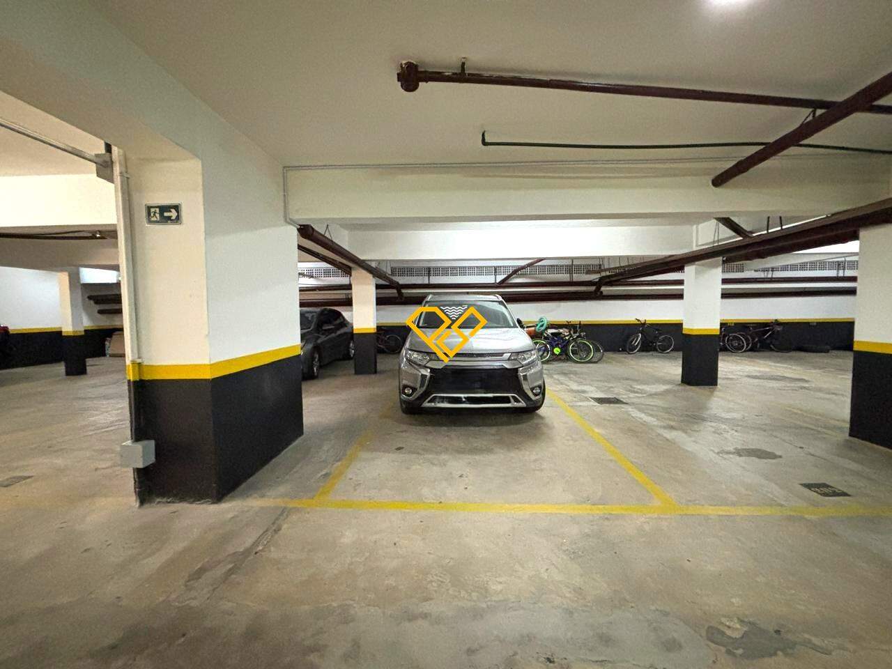 Apartamento à venda no Pompéia: Garagem