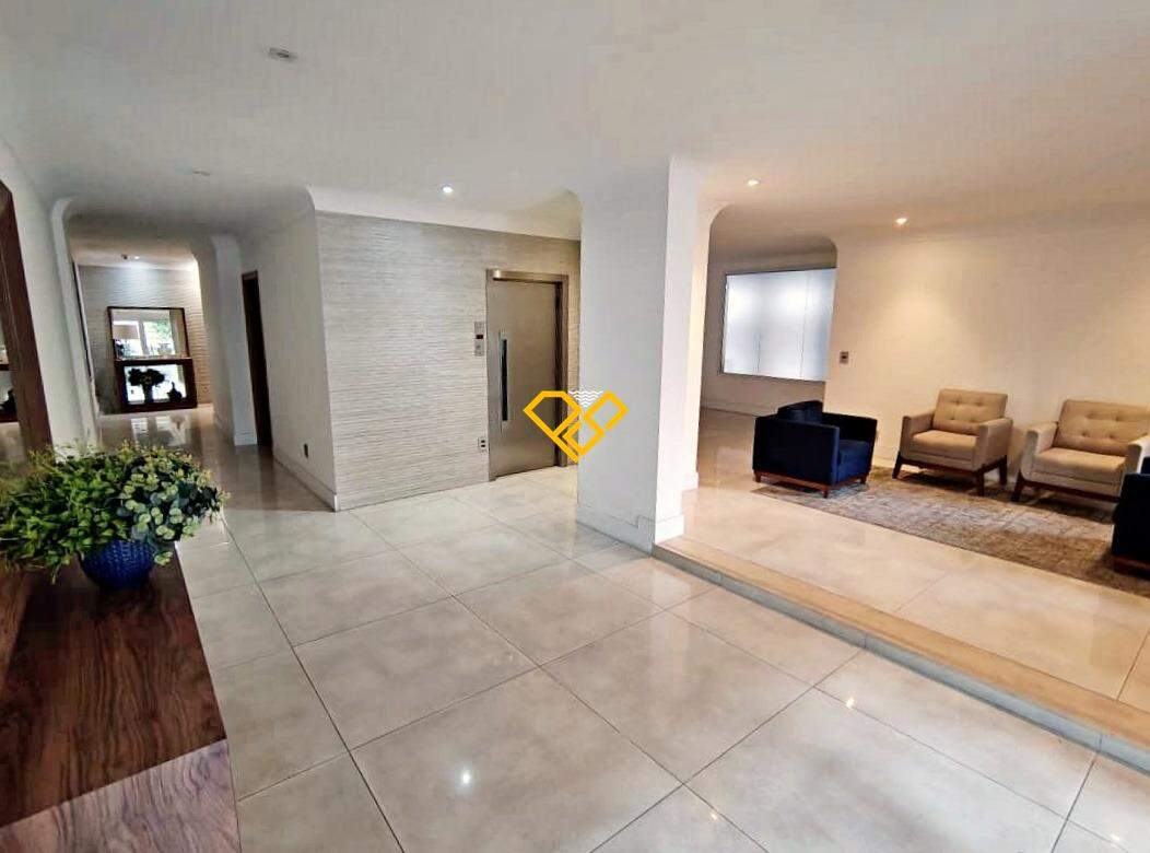 Apartamento para aluguel no Boqueirão: Hall social do condomínio