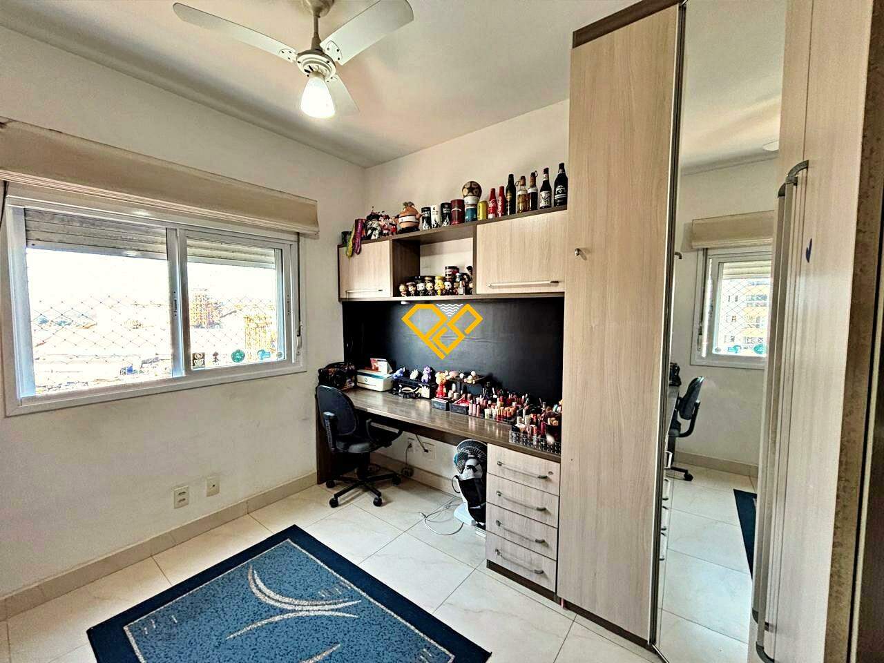 Apartamento à venda no Ponta da Praia: Dormitório 3