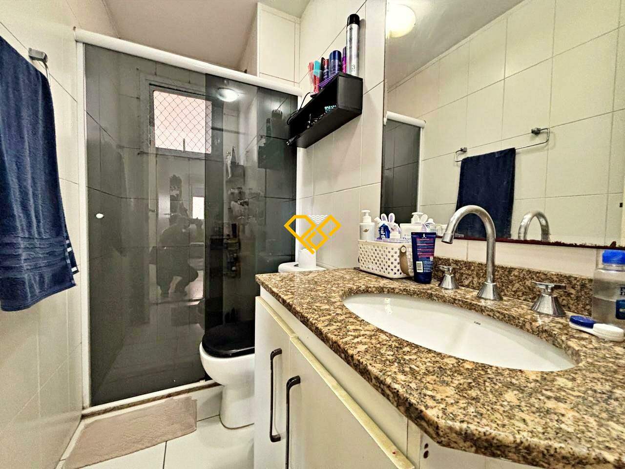 Apartamento à venda no Ponta da Praia: Wc social