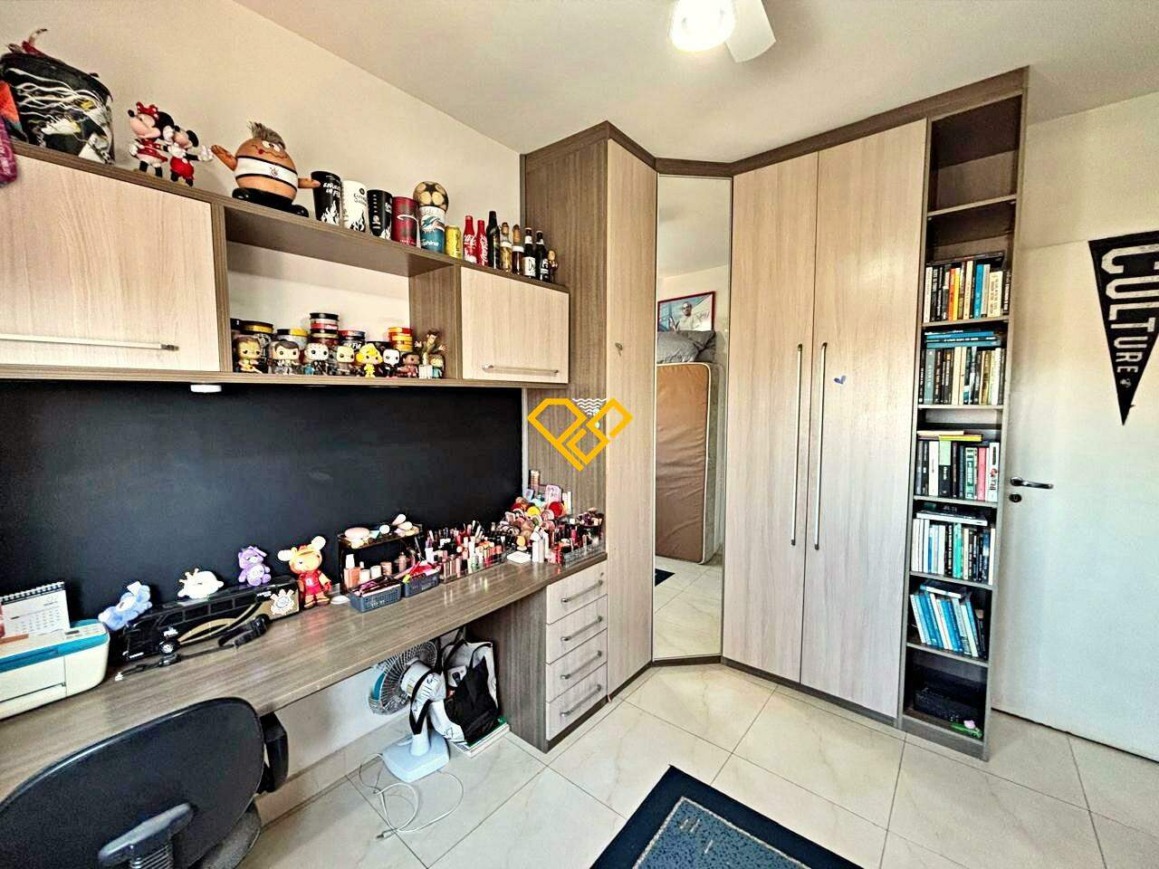 Apartamento à venda no Ponta da Praia: Dormitório 3