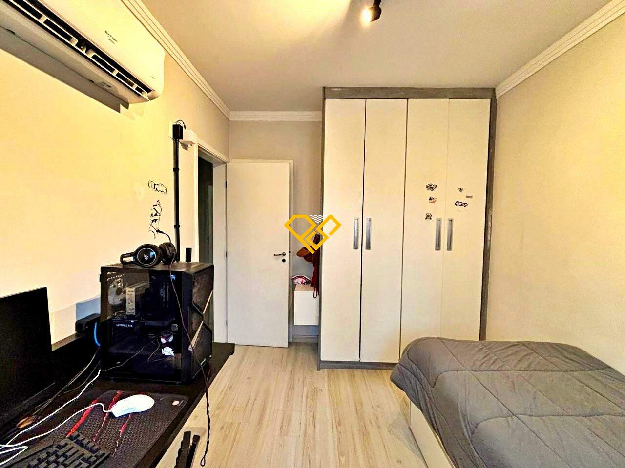 Apartamento à venda no Ponta da Praia: Dormitório 2