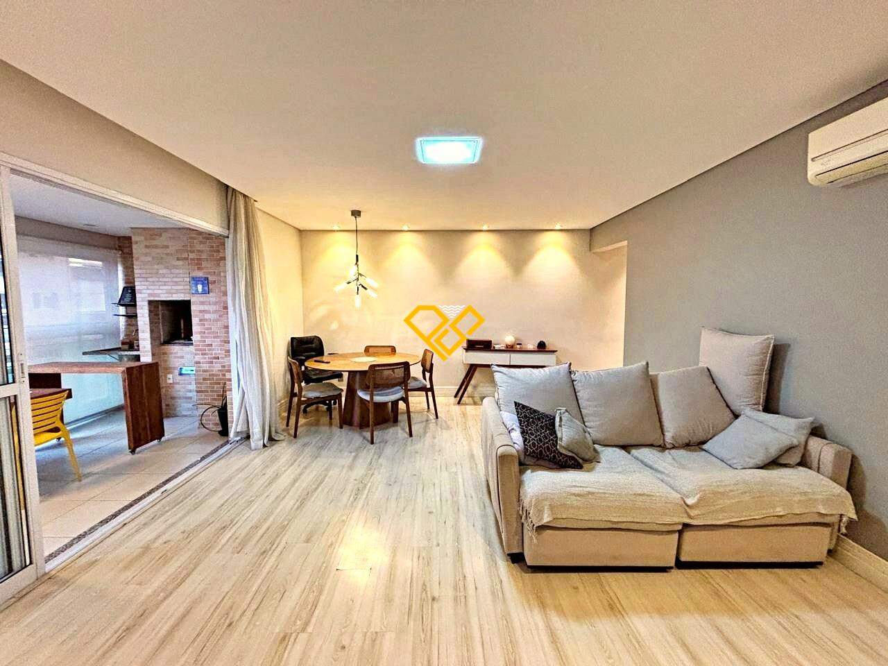 Apartamento à venda no Ponta da Praia: Sala