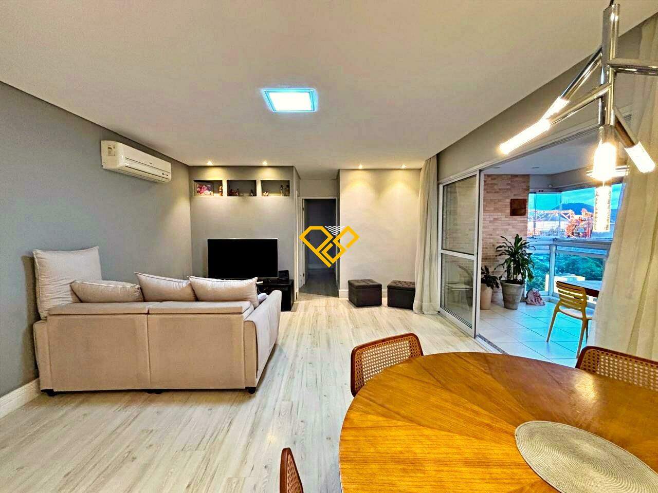 Apartamento à venda no Ponta da Praia: Sala