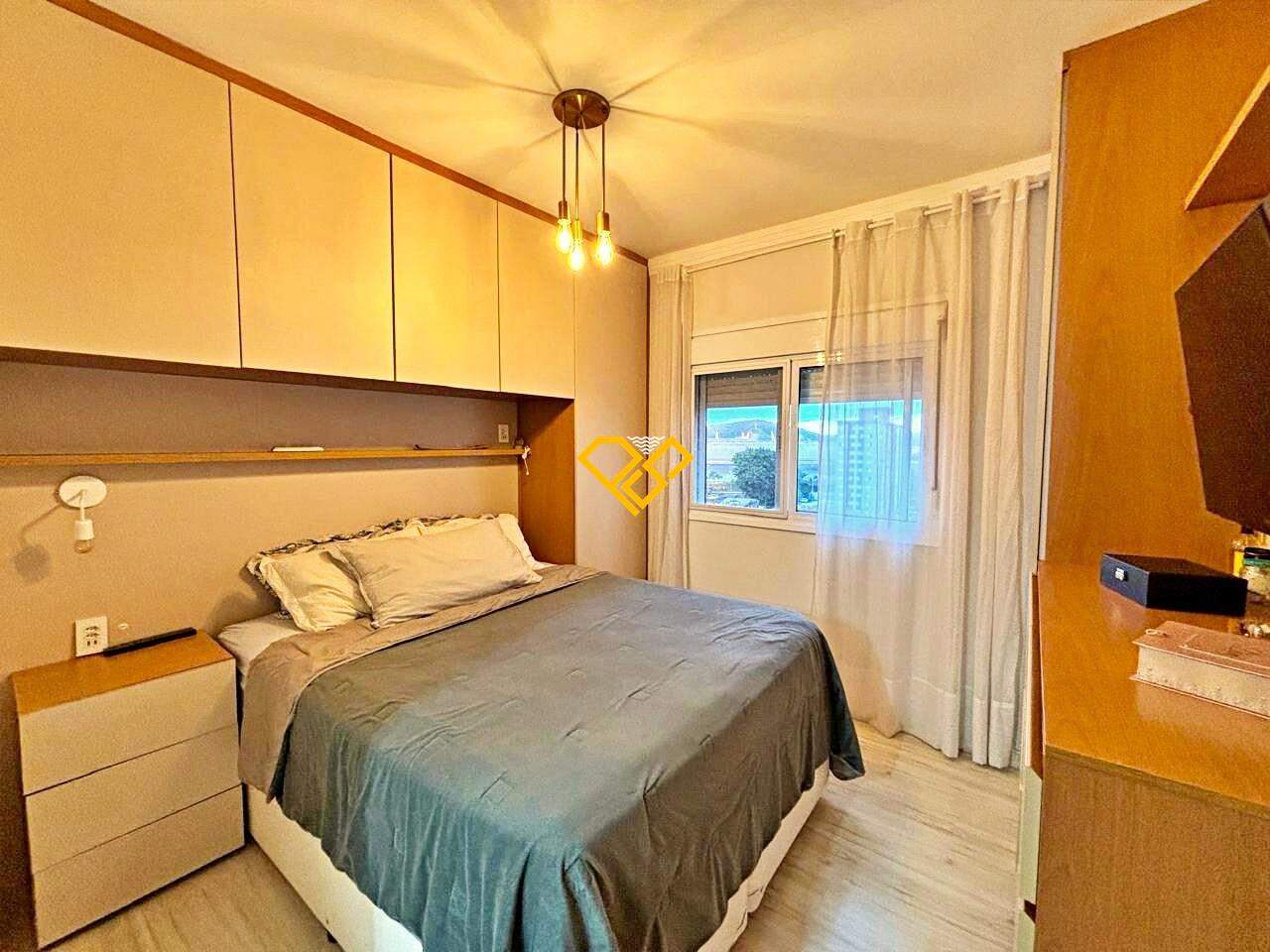 Apartamento à venda no Ponta da Praia: Dormitório 1 - suíte