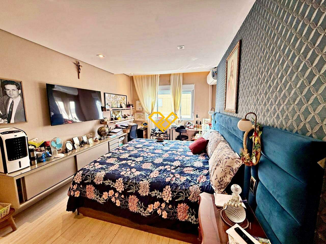 Apartamento à venda no Ponta da Praia: Dormitório 1 - suíte