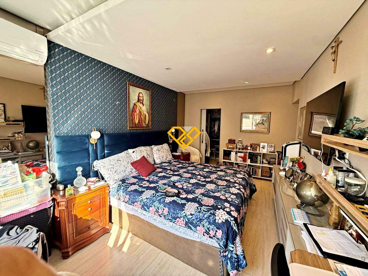Apartamento à venda no Ponta da Praia: Dormitório 1 - suíte