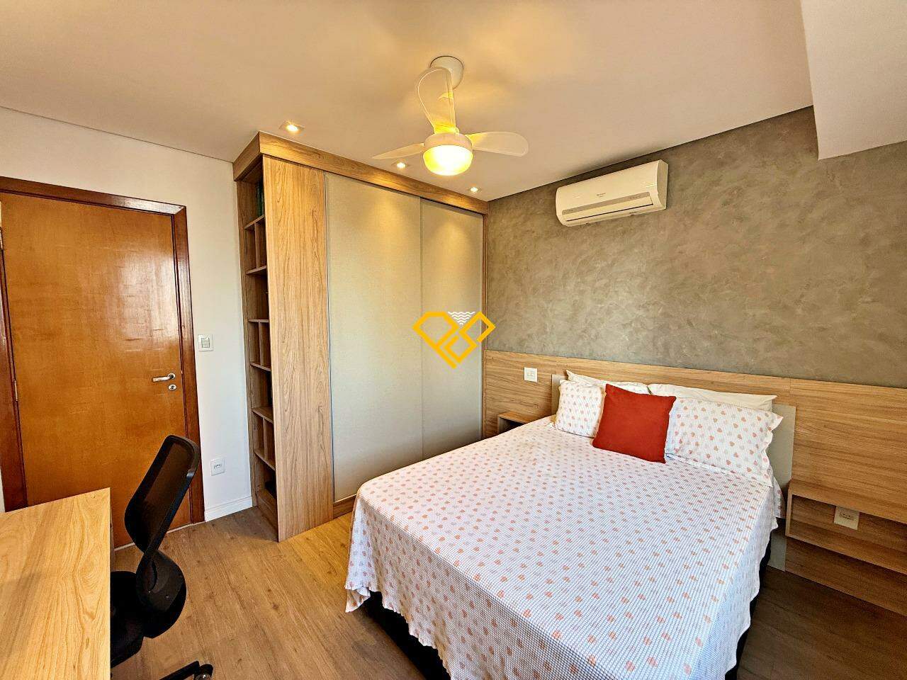 Apartamento à venda no Embaré: Dormitório 2