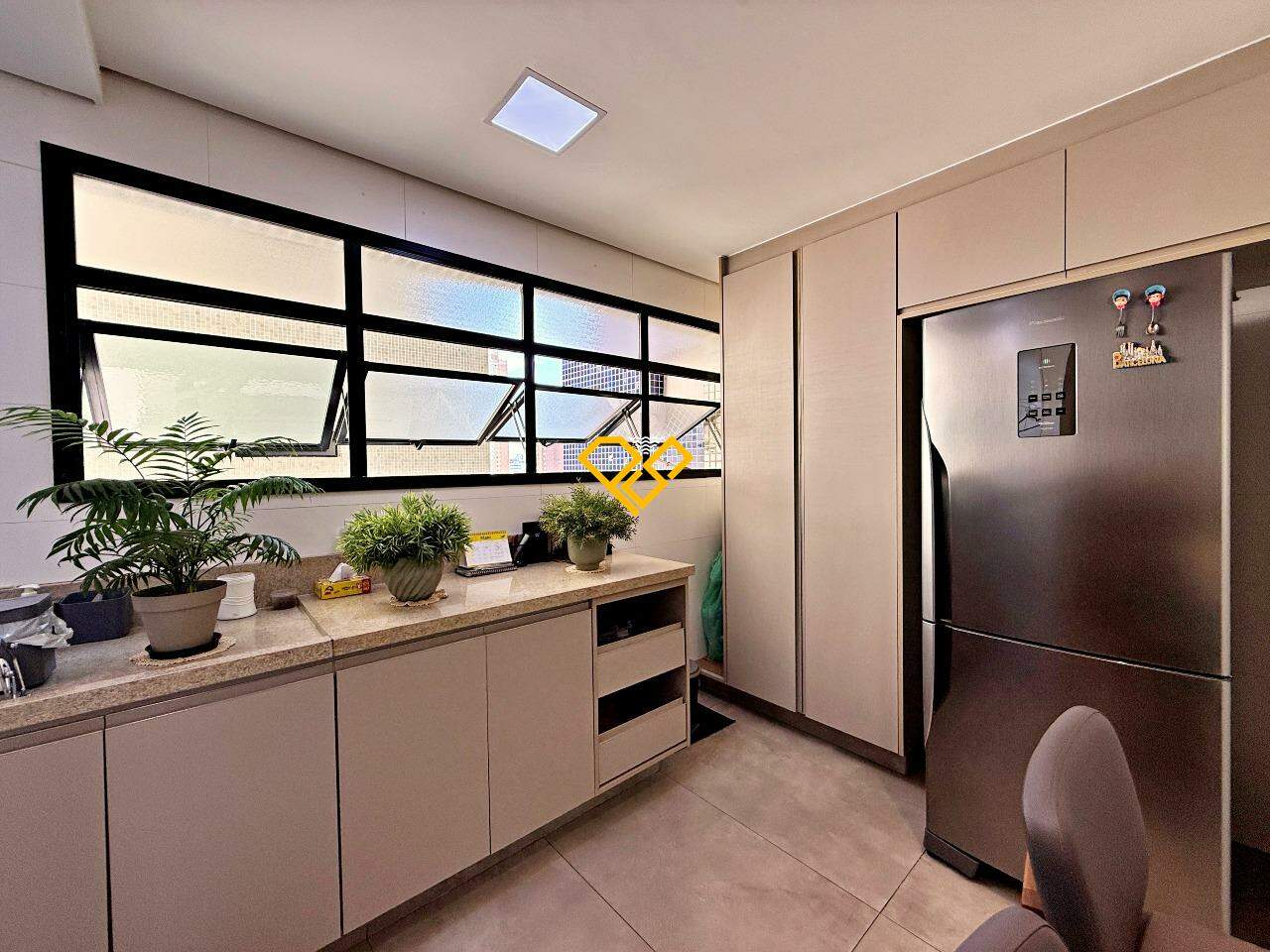 Apartamento à venda no Embaré: COzinha
