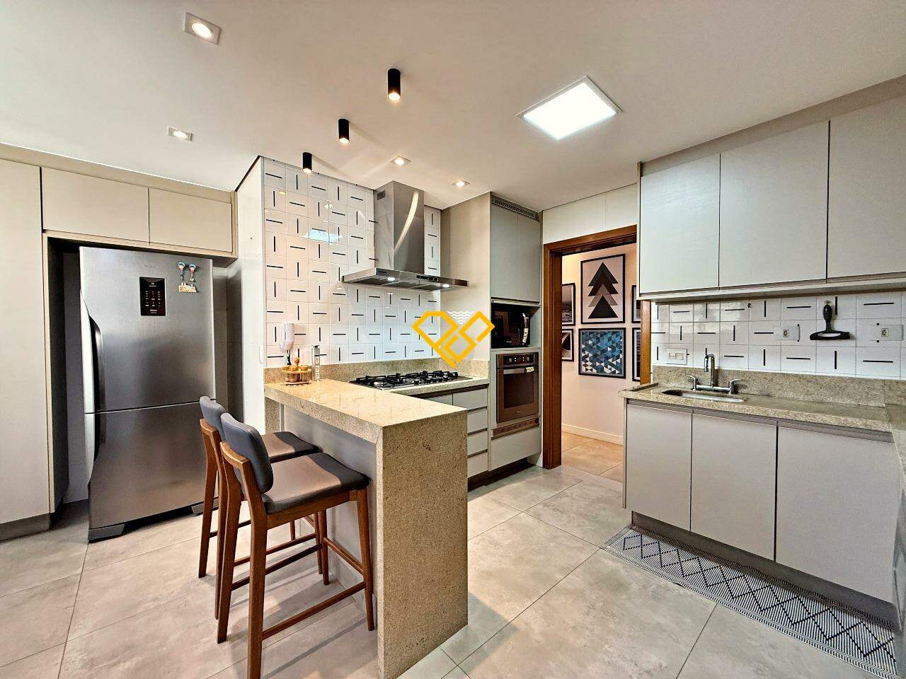 Apartamento à venda no Embaré: Cozinha
