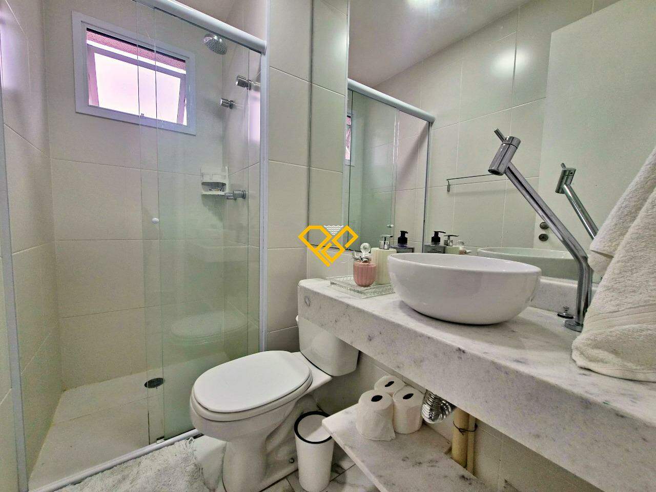 Apartamento para aluguel no José Menino: Wc suíte