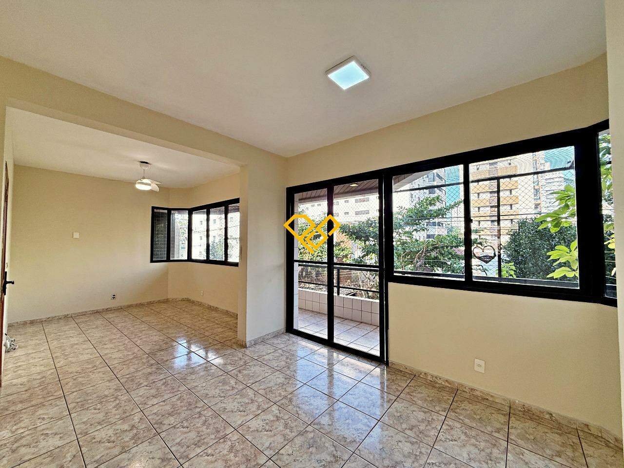 Apartamento à venda no Gonzaga: Sala