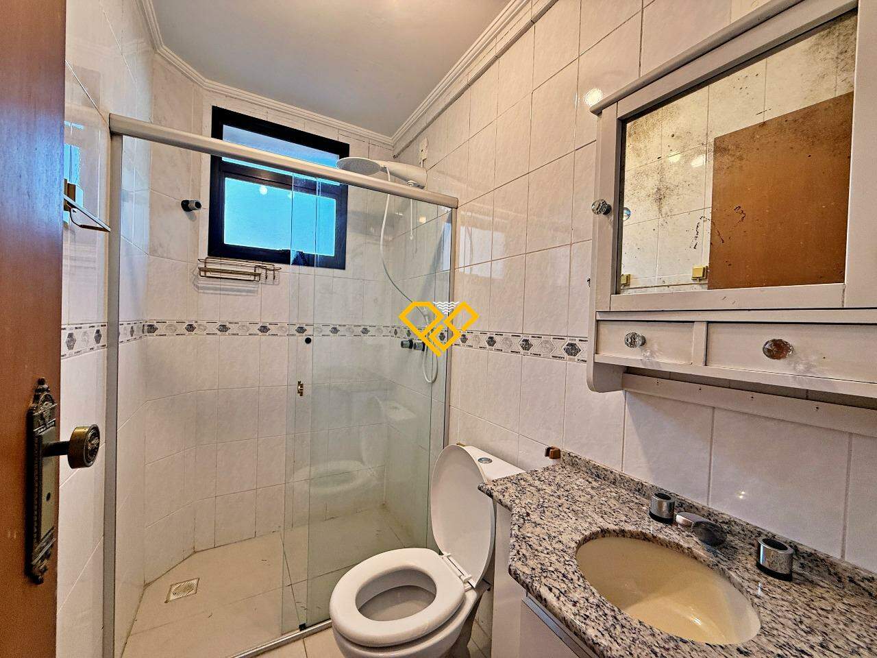 Apartamento à venda no Gonzaga: Wc social