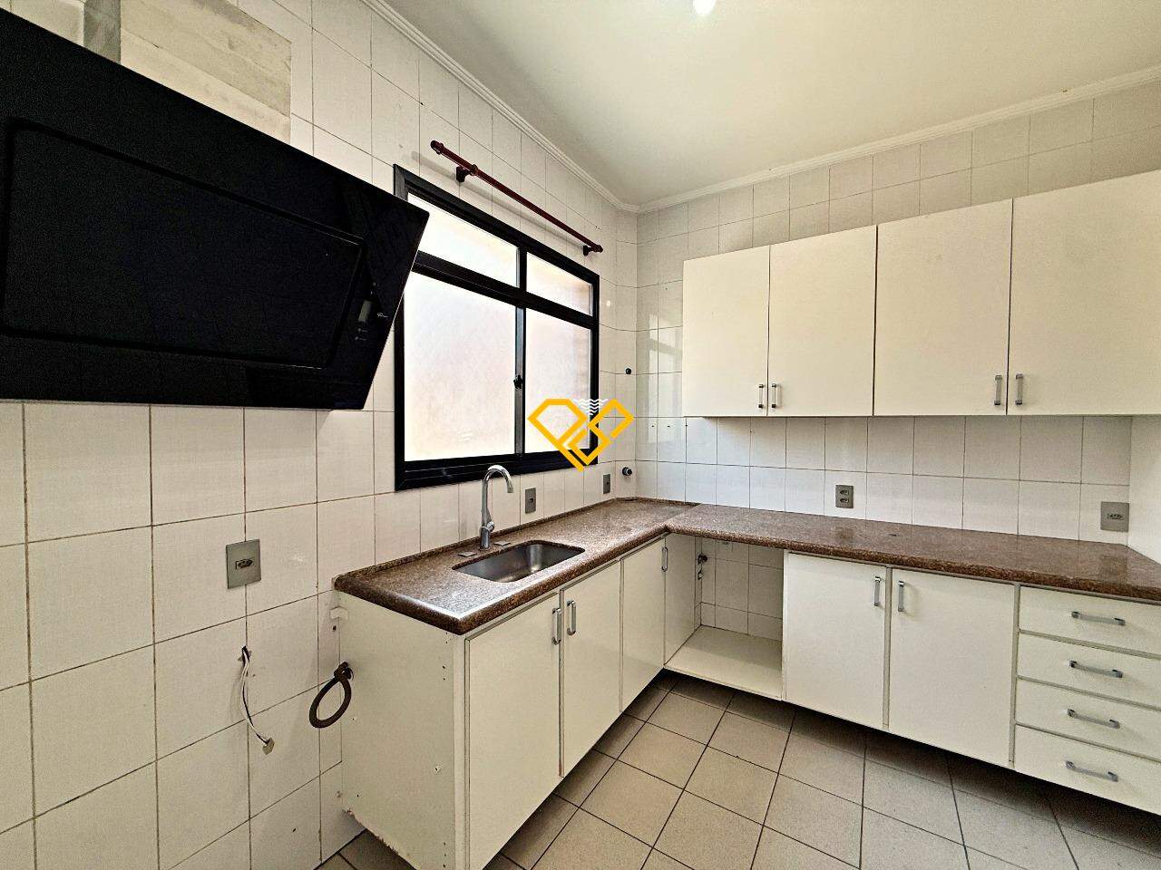 Apartamento à venda no Gonzaga: Cozinha