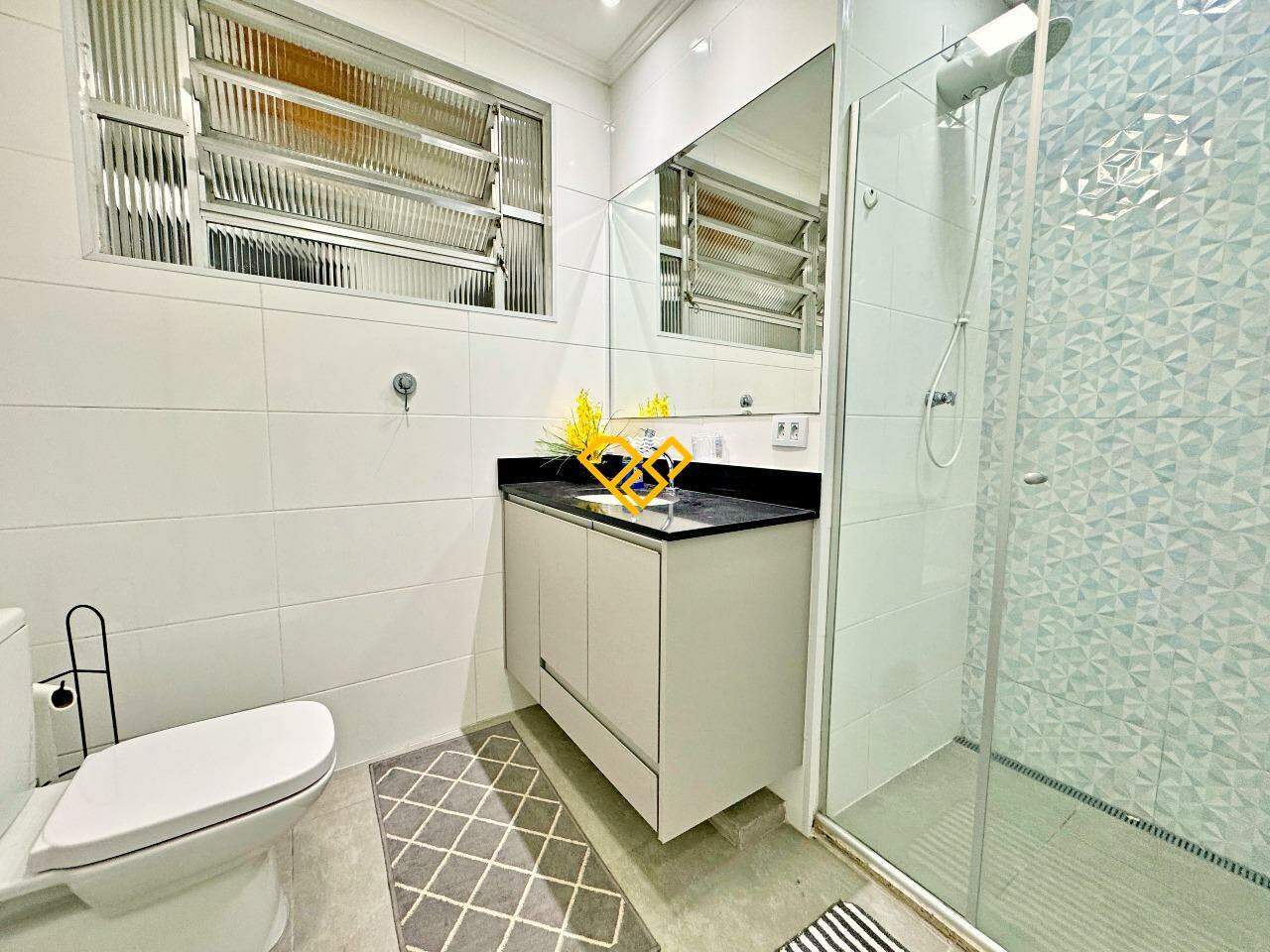 Apartamento para aluguel no José Menino: Wc social