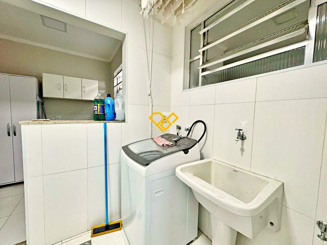 Apartamento para aluguel no José Menino: Área de serviço