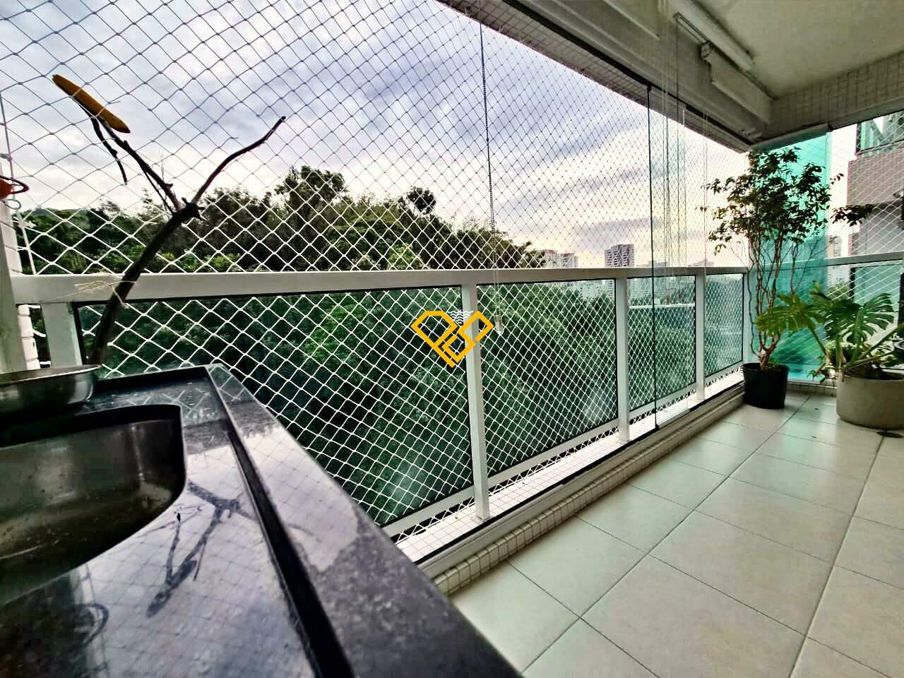 Apartamento à venda no José Menino: Varanda