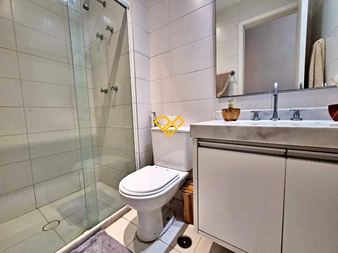 Apartamento à venda no José Menino: Wc social