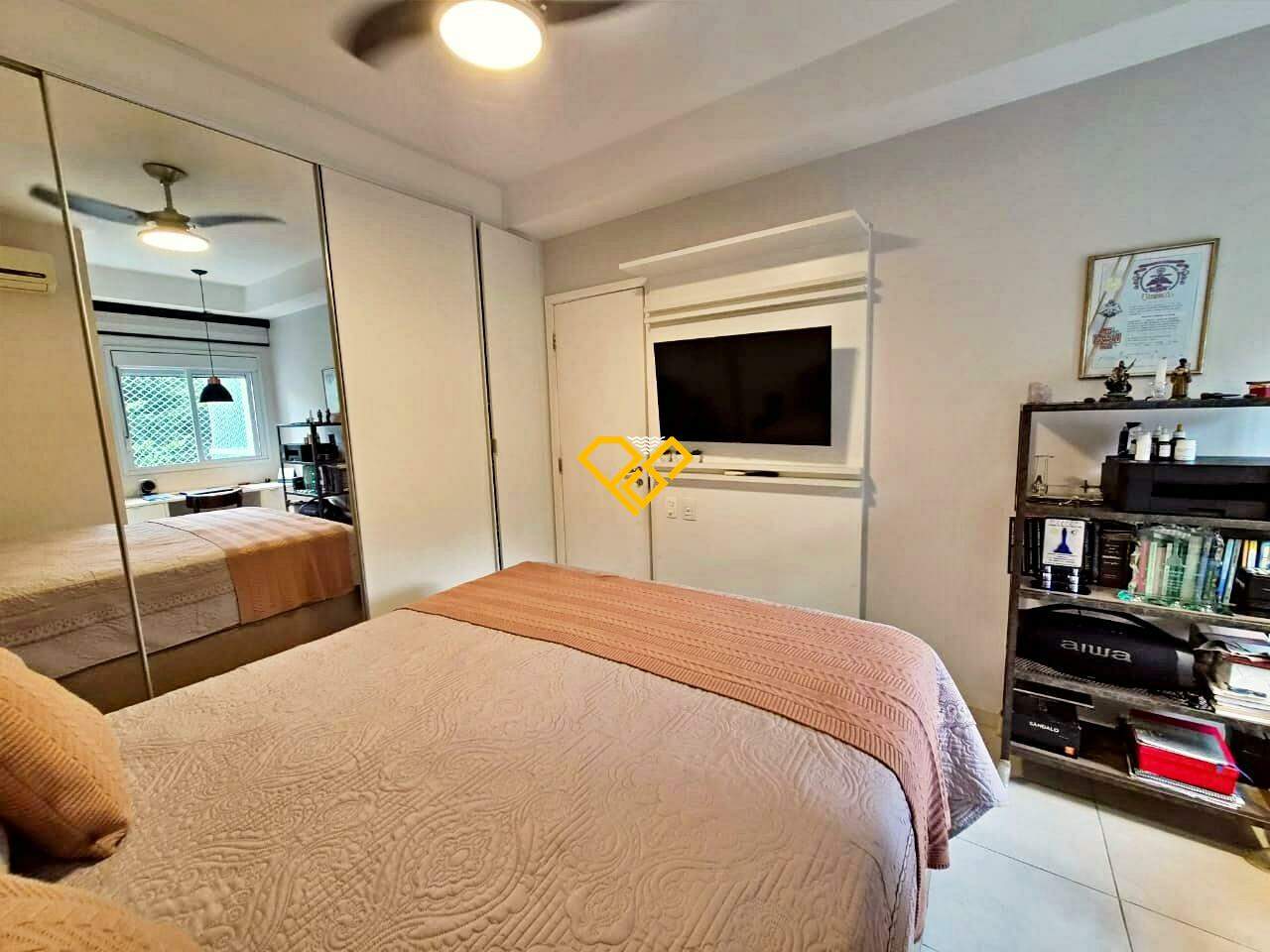 Apartamento à venda no José Menino: Dormitório 1 - suíte