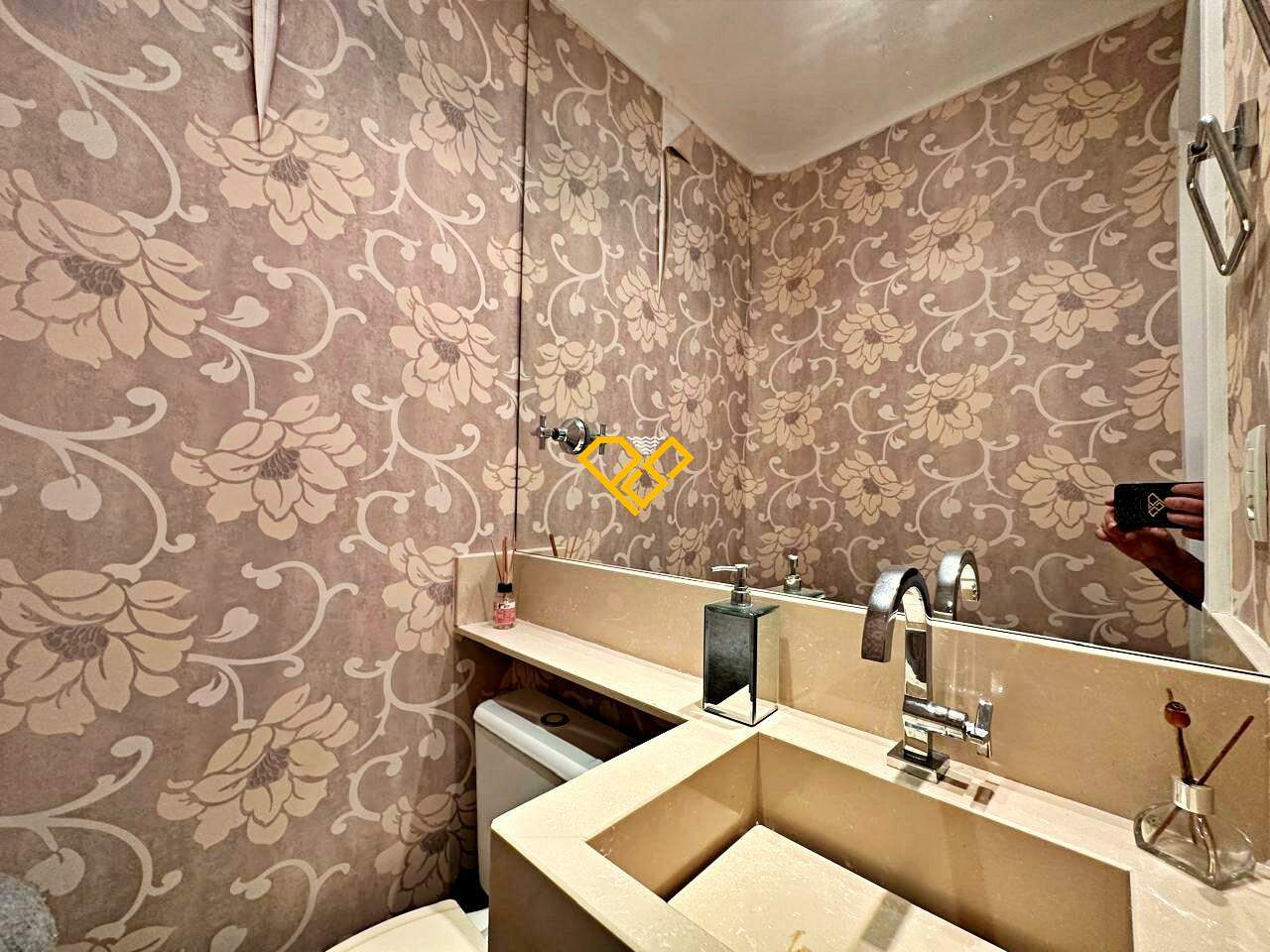 Apartamento à venda no Boqueirão: Lavabo