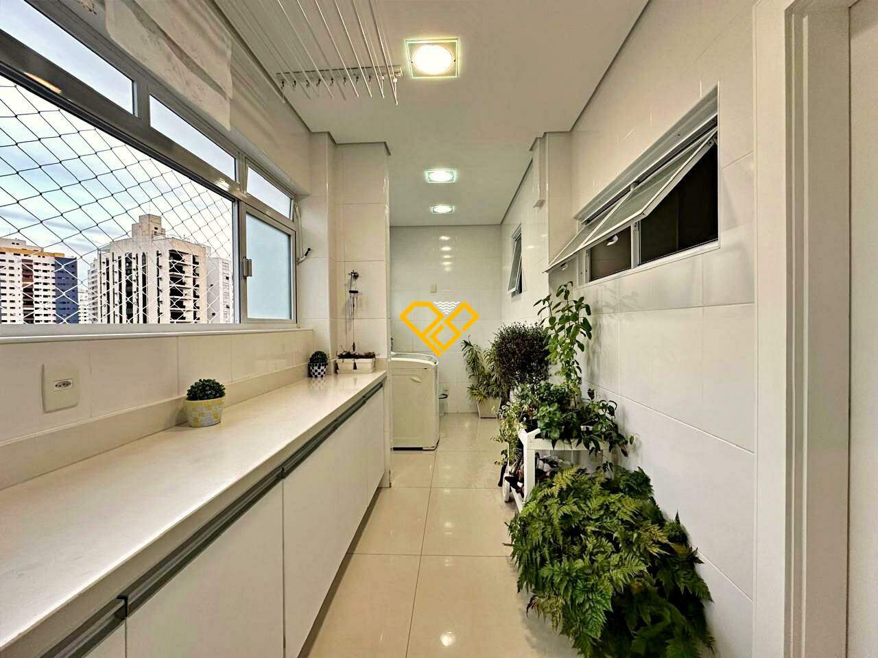 Apartamento à venda no Boqueirão: Área de serviço